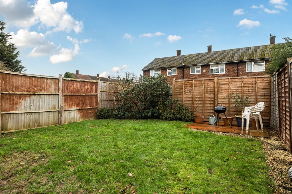 Additional image 9 of 3 bed terraced house for saleSkydmore Path, Slough, Berkshire SL2
