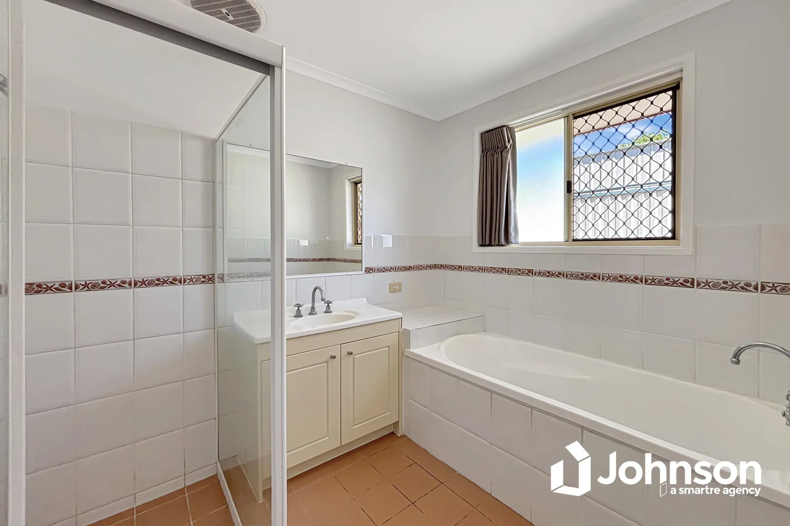 Additional image 13 of 64 Cootharaba Drive, Helensvale QLD 4212