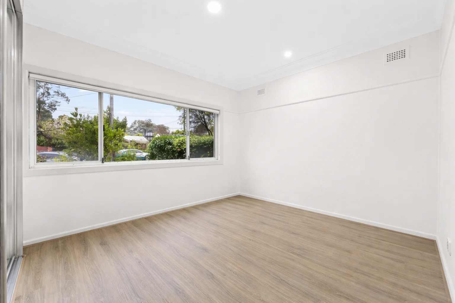 Additional image 3 of 24 Banks St, Padstow NSW 2211