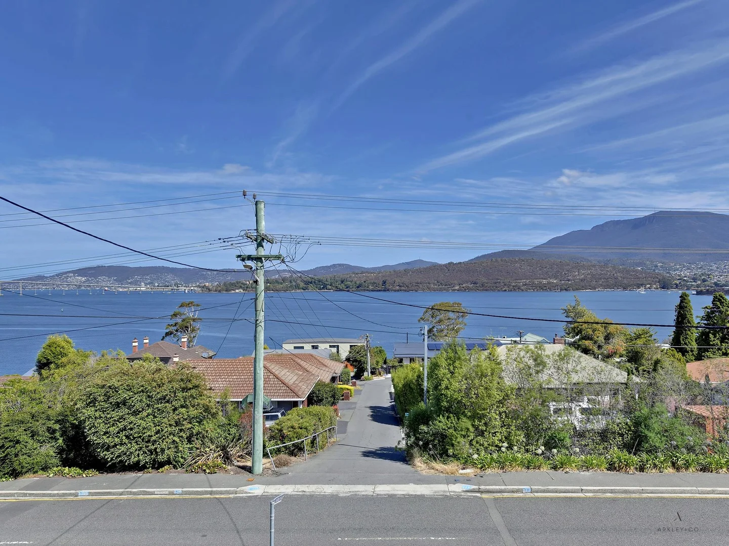 Additional image 6 of 1/142 Derwent Avenue, Lindisfarne TAS 7015