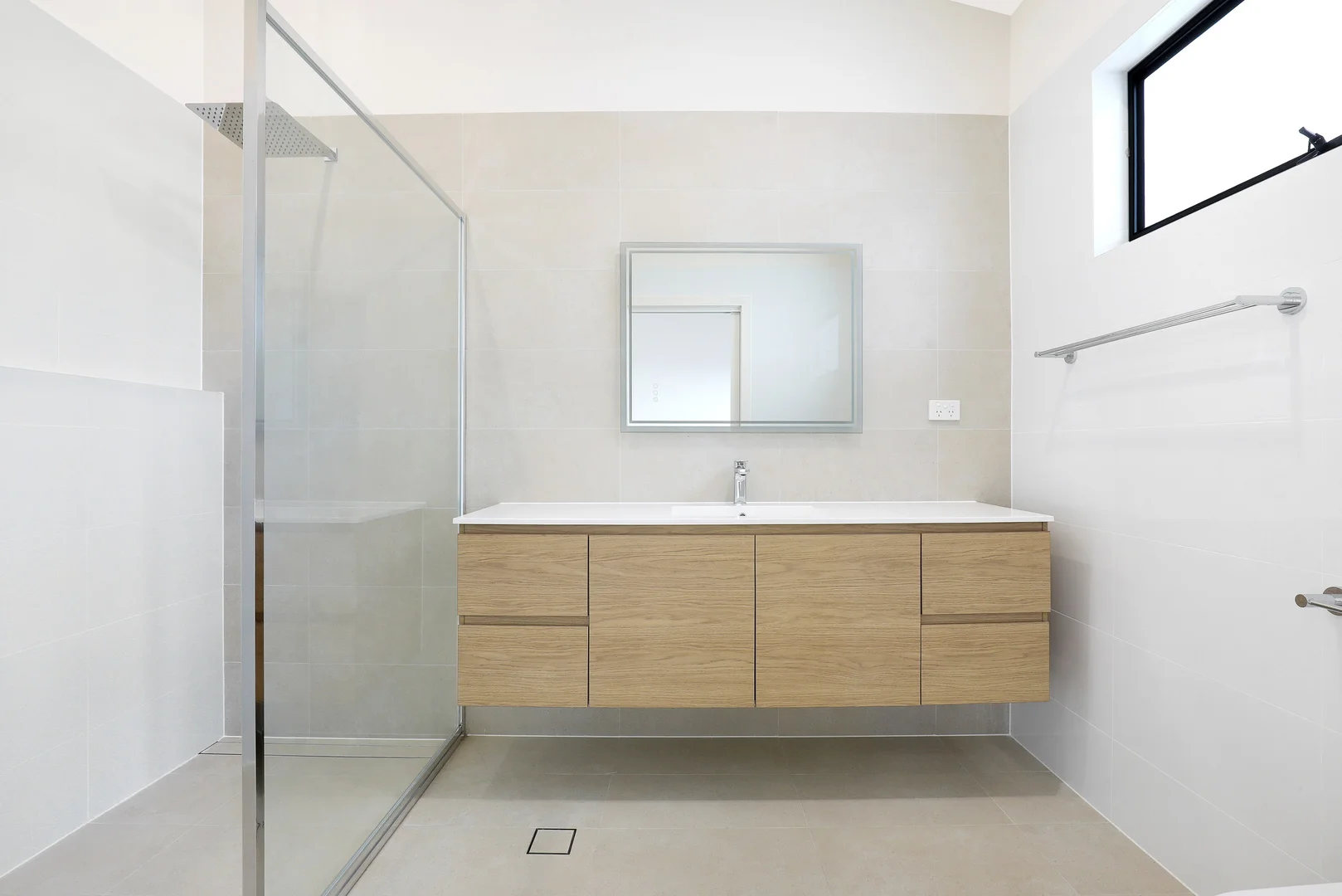 Additional image 8 of 3/2 Cowper Street, Fairy Meadow NSW 2519