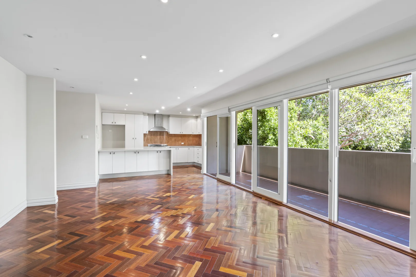 Additional image 4 of 3/220 Barkers Road, Hawthorn VIC 3122