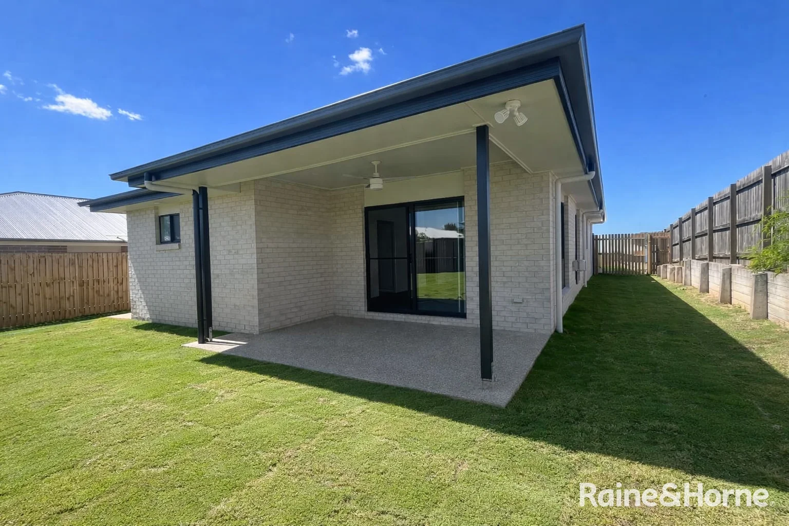 Additional image 15 of 10 Scampi Drive, Clinton QLD 4680