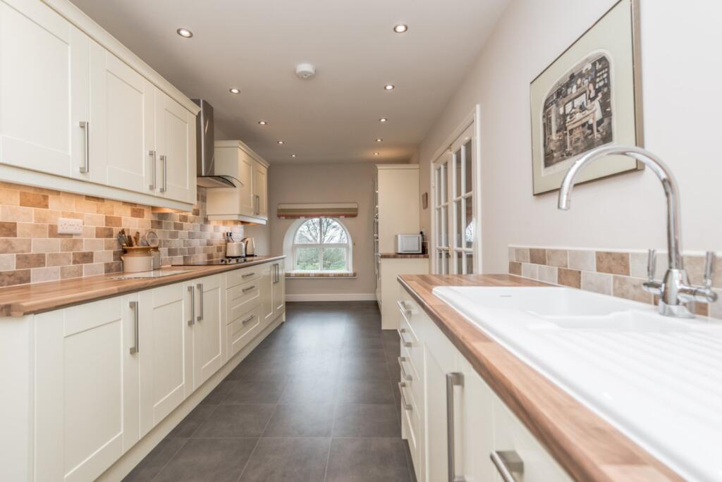 Additional image 6 of Hunsworth Lane, East Bierley, Bradford, West Yorkshire, BD4