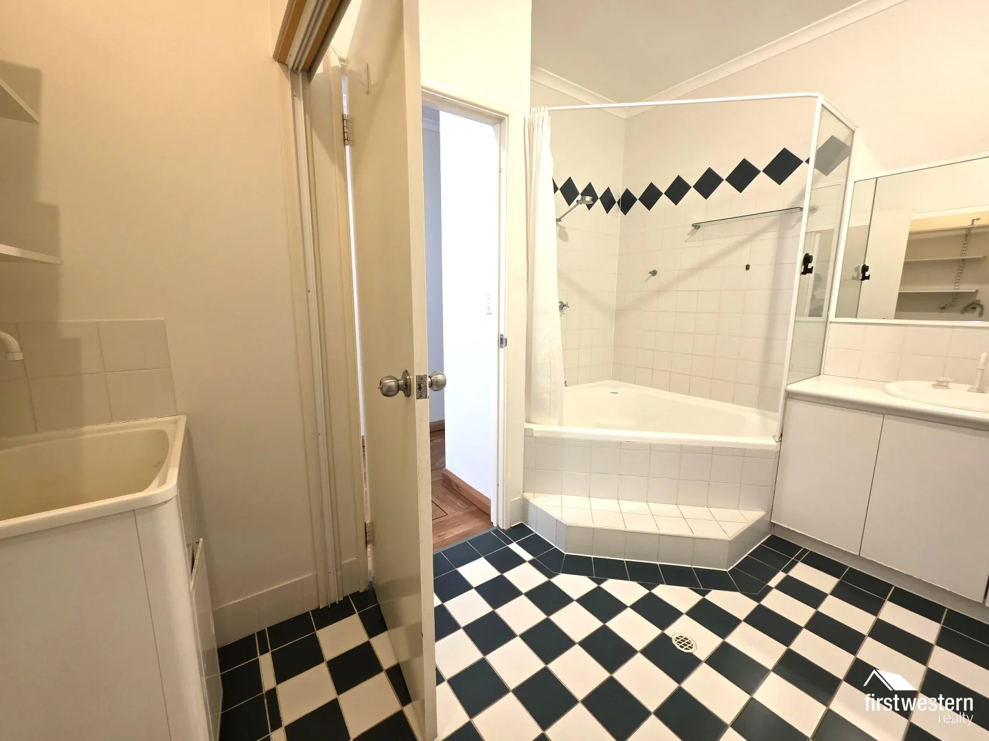 Additional image 3 of 111/189 Lakeside Drive, Joondalup WA 6027