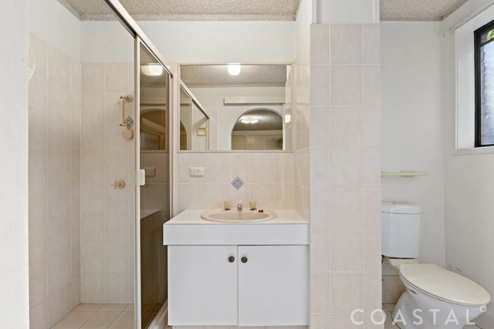 Additional image 6 of 1/5 St Kilda Avenue, Broadbeach QLD 4218