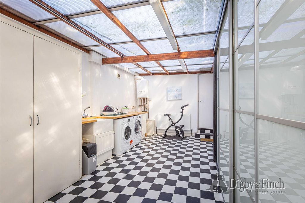 Additional image 16 of 4 bed property for saleThorpe Road, Peterborough PE3
