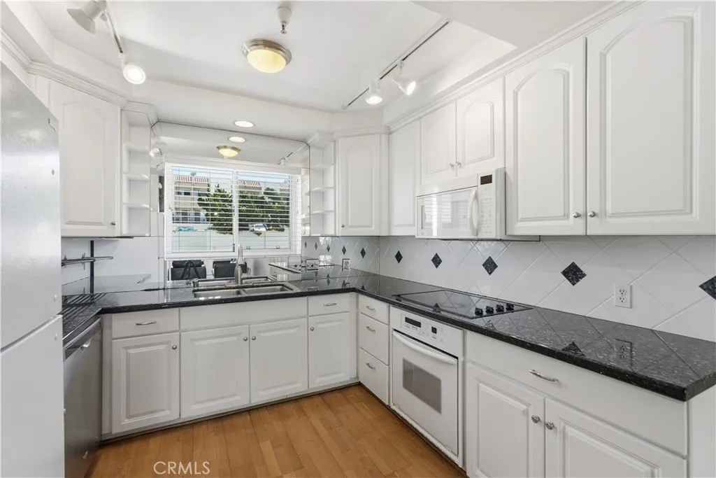 Additional image 4 of 29641 S Western Ave S Unit 211, Rancho Palos Verdes, CA 90275