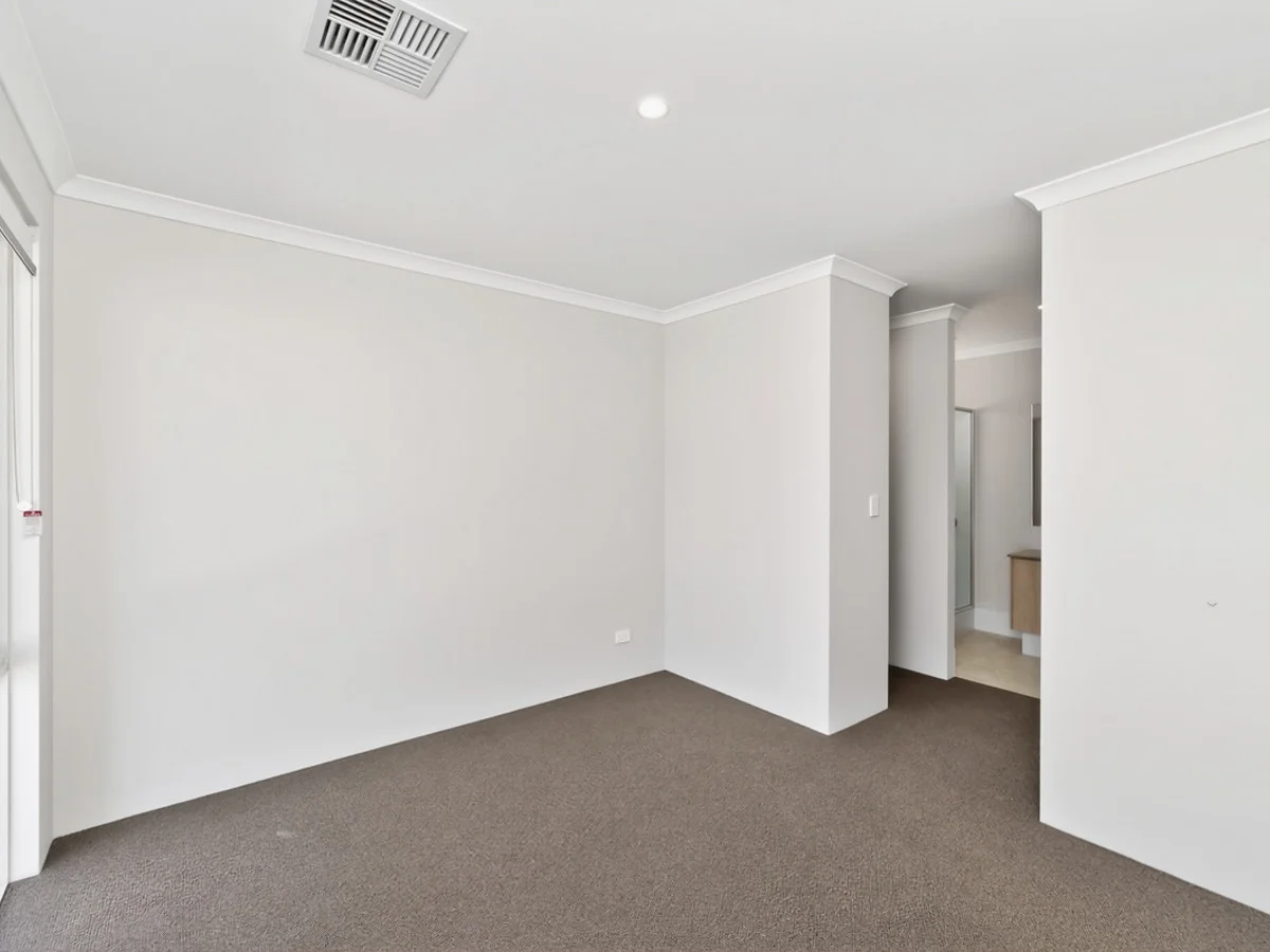 Additional image 11 of 34 Robbins Grove, Eglinton WA 6034