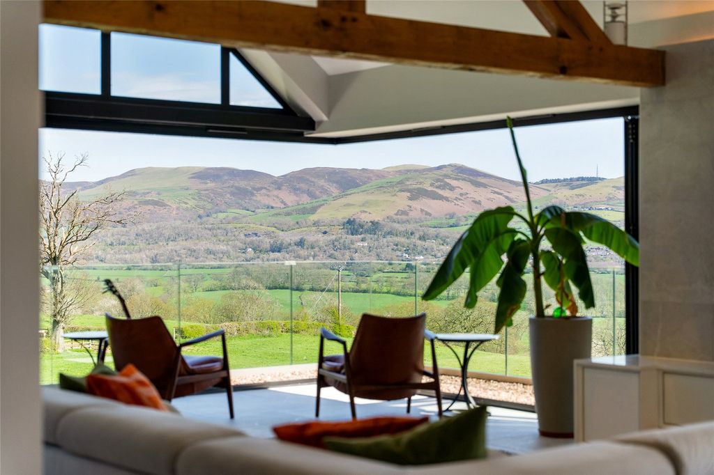 Additional image 8 of 4 bed detached house for saleGraigadwywynt, Ruthin, Denbighshire LL15