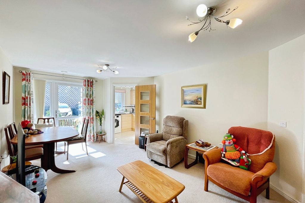 Additional image 2 of 2 bed flat for saleLys Lander, Tregolls Road, Truro, Cornwall TR1