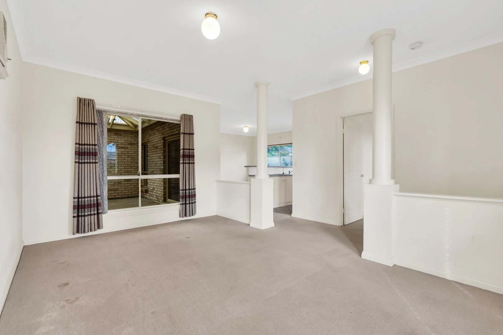 8 Lutana Crescent, Mitchell Park SA 5043 photo 5