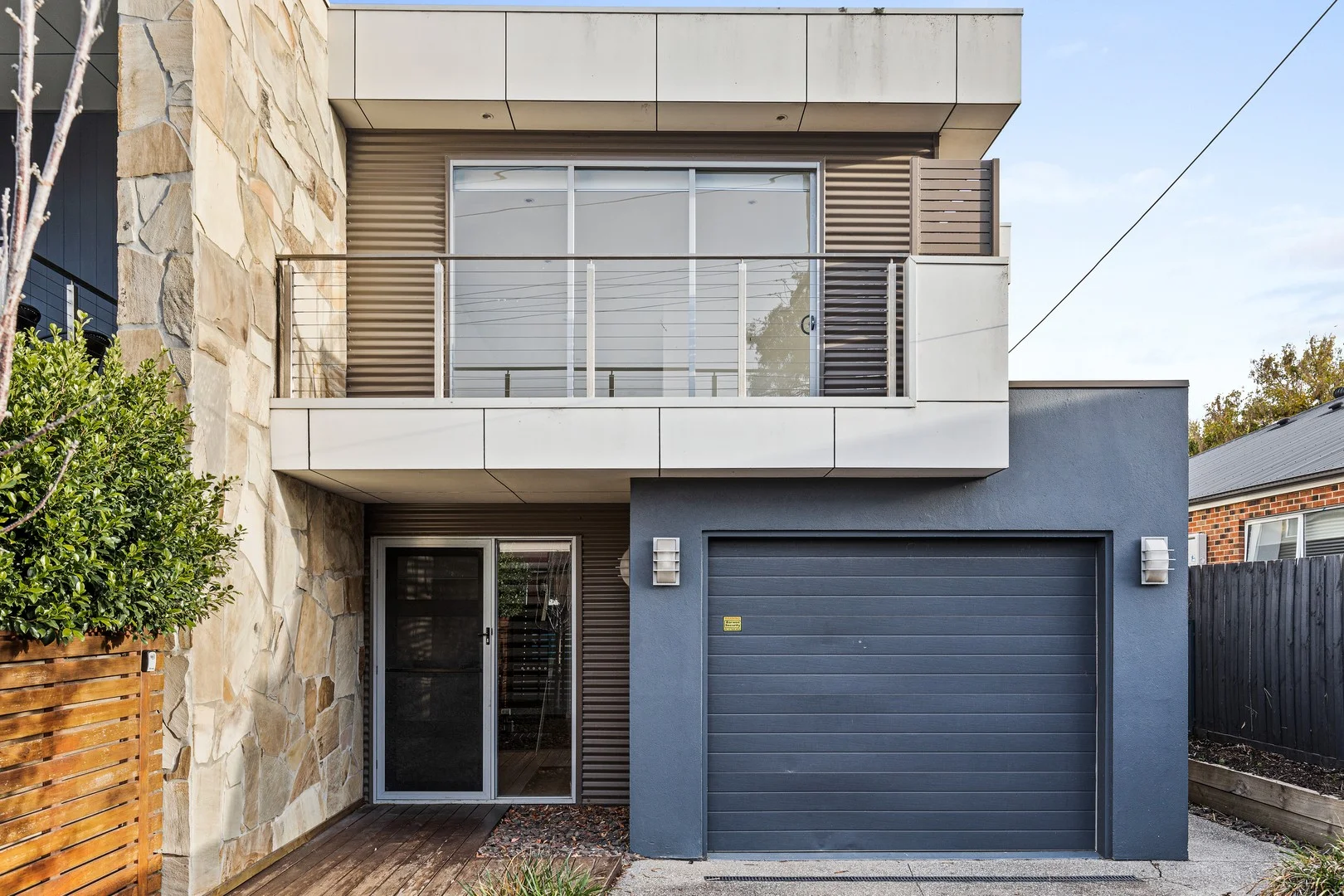 2/39 read st, Newtown VIC 3220