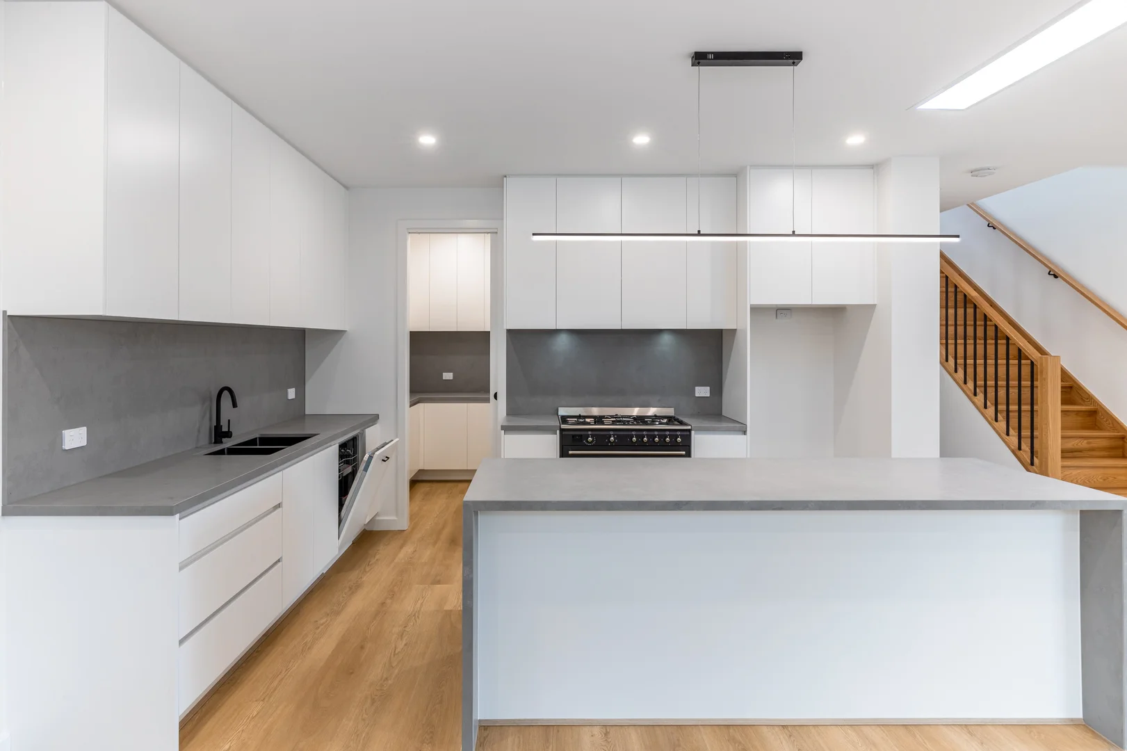 Additional image 2 of 23 Terrigal Avenue, Oakleigh South VIC 3167