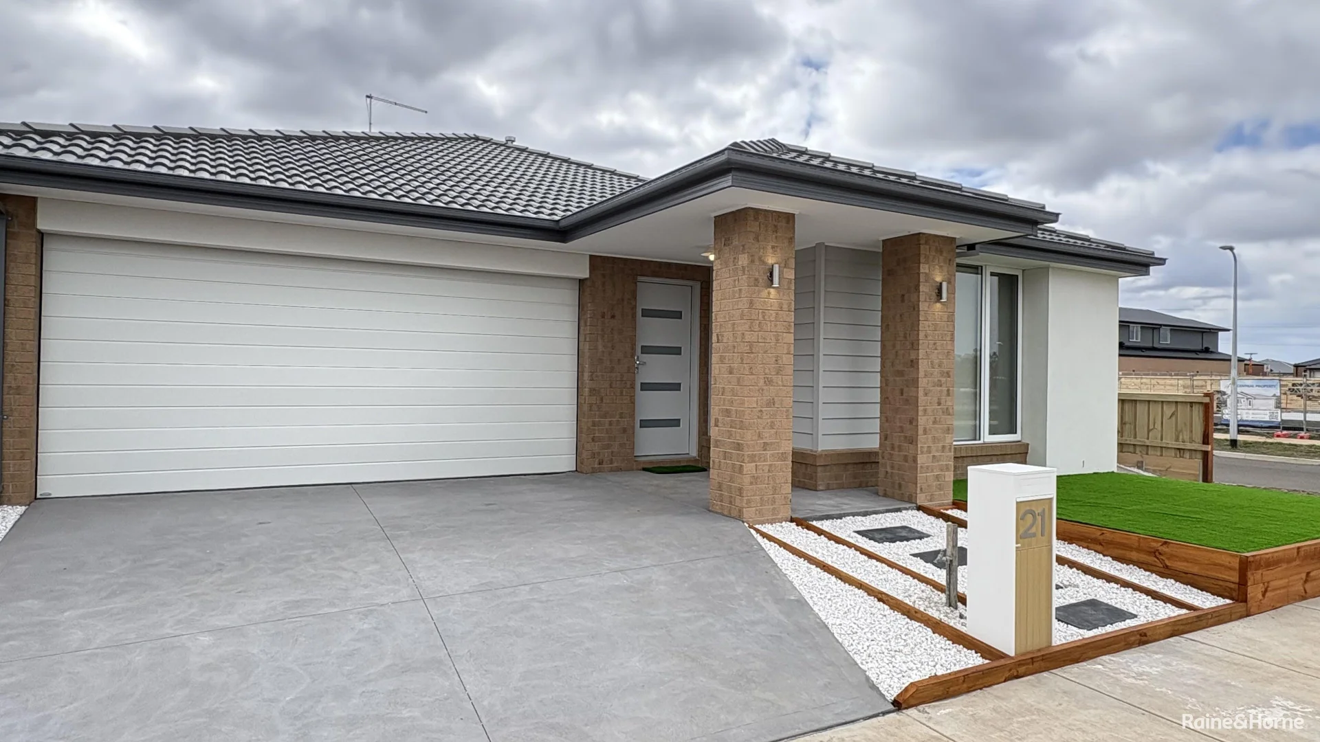 Additional image 25 of 21 Wharfedale Crescent, Lara VIC 3212