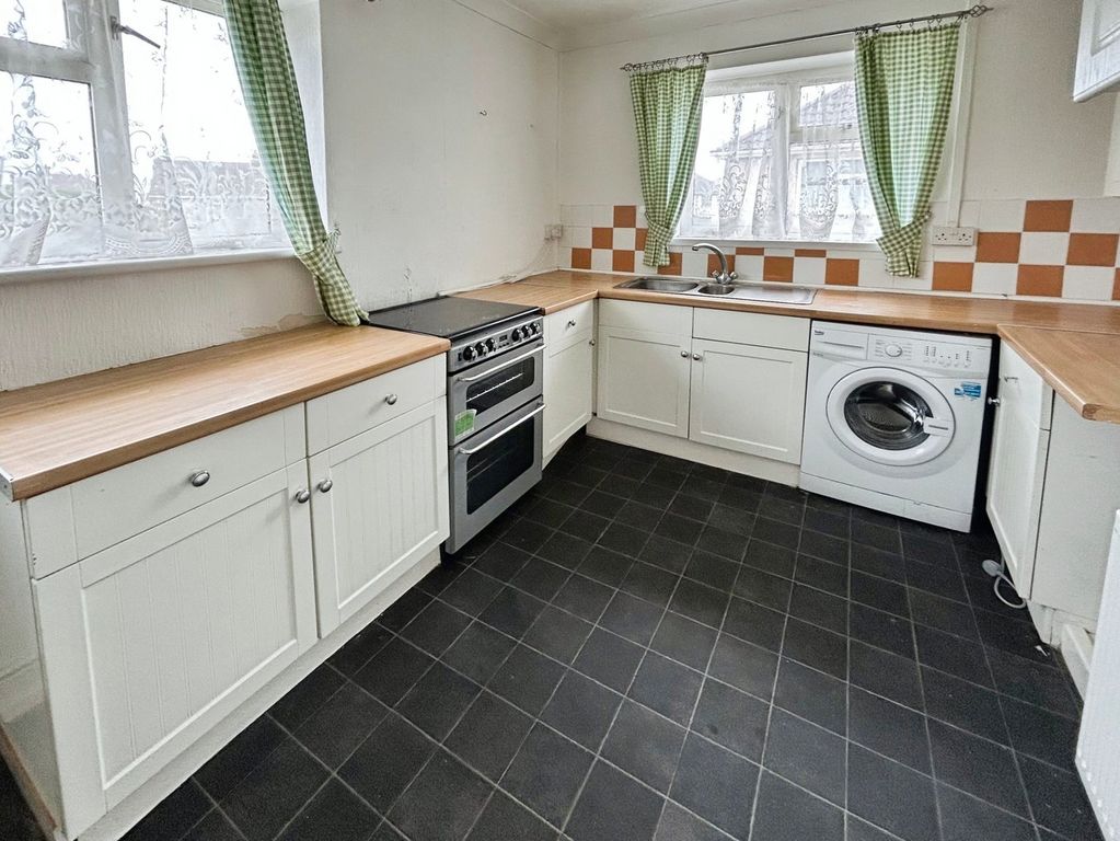 Additional image 5 of 2 bed flat for saleBurke Avenue, Port Talbot SA12