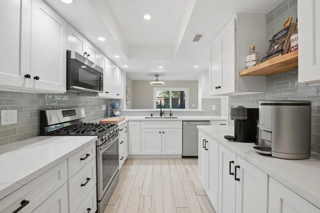 Additional image 2 of 2992 Brandon Circle, Carlsbad, CA 92010