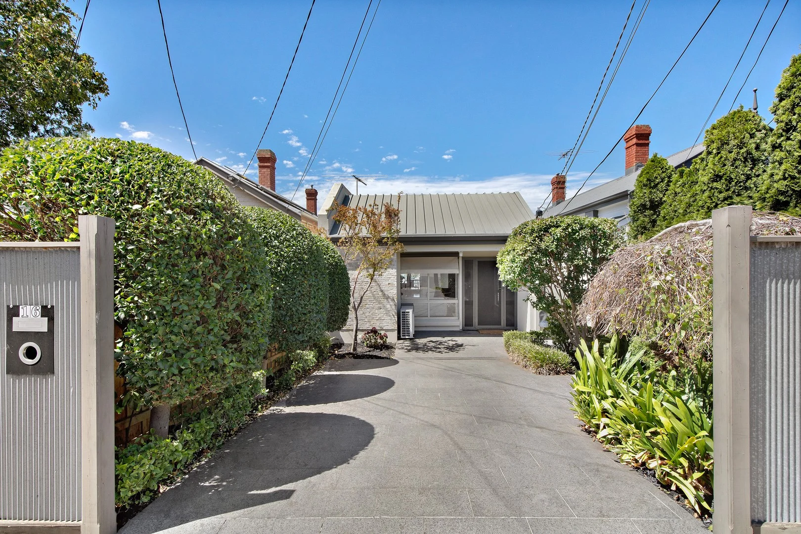 16 Ngarveno Street, Moonee Ponds VIC 3039