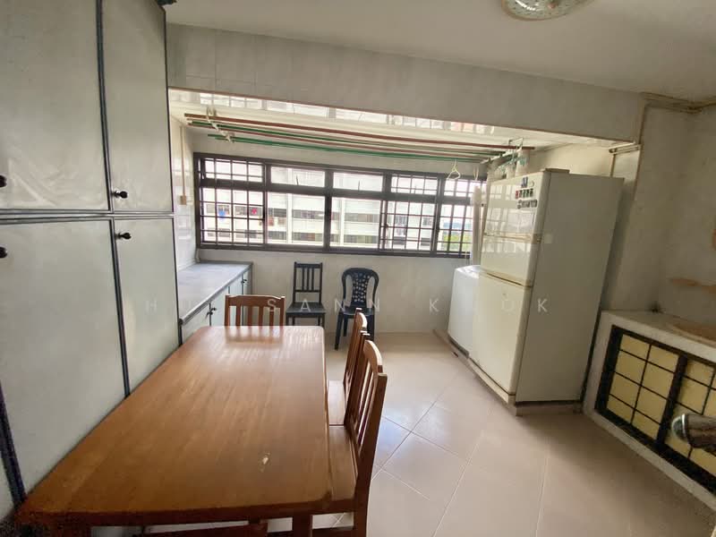 12 Holland Avenue photo 5