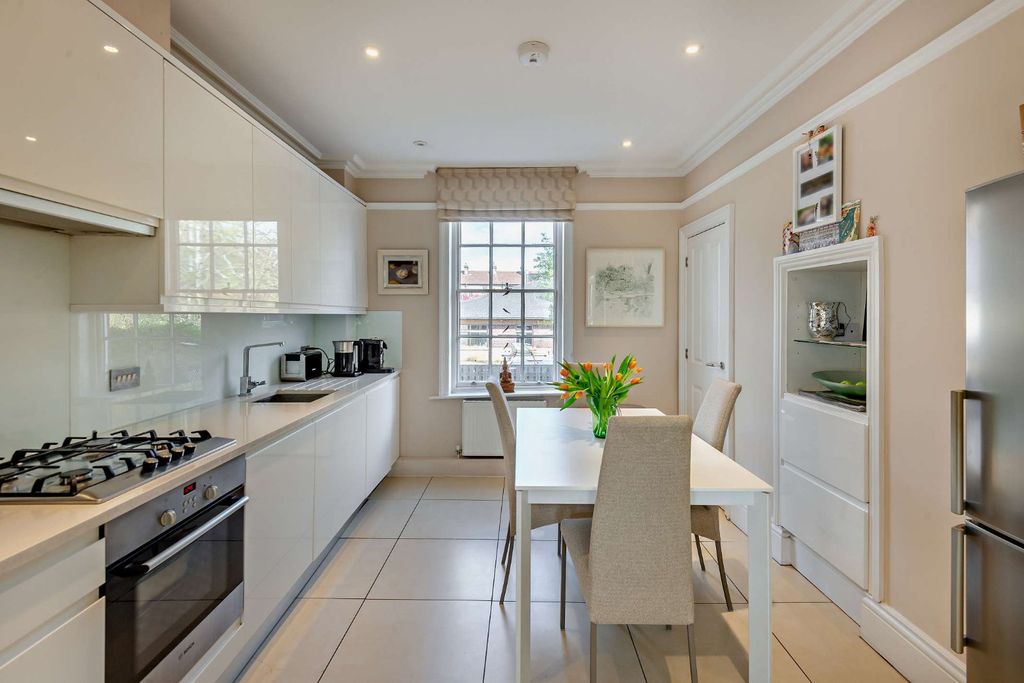 Additional image 6 of 2 bed flat for saleParkside, Cambridge CB1