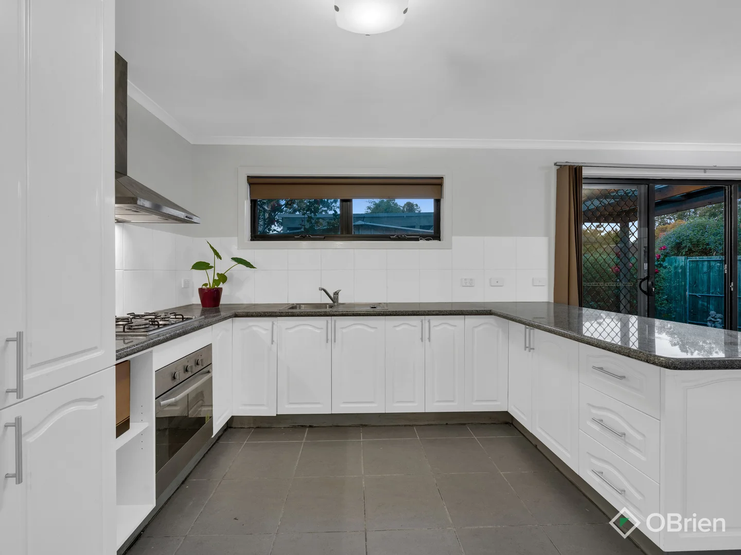 Additional image 2 of 8b Normanby Street, Cranbourne VIC 3977