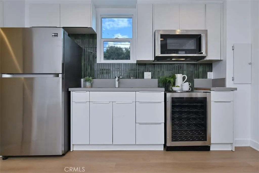 Additional image 59 of 15576 Hesby St, Encino, CA 91436