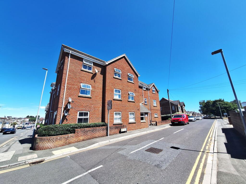 Sea View Road, Parkstone, Poole, BH12