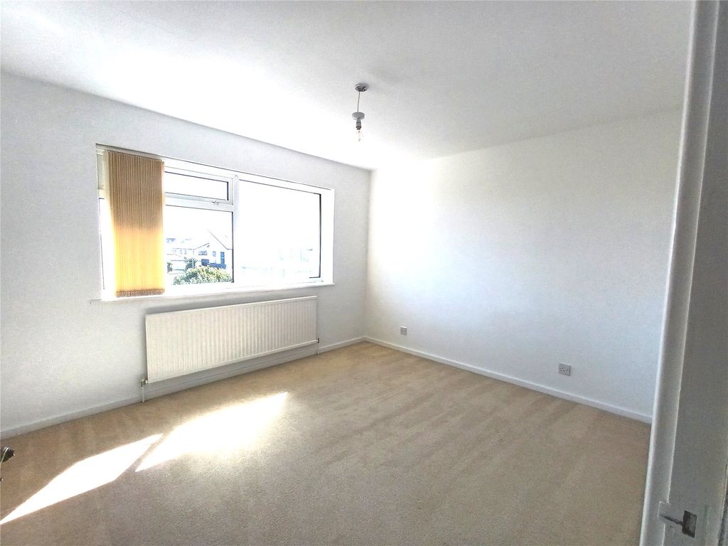 Additional image 5 of 2 bed flat for saleRest Bay Close, Porthcawl CF36