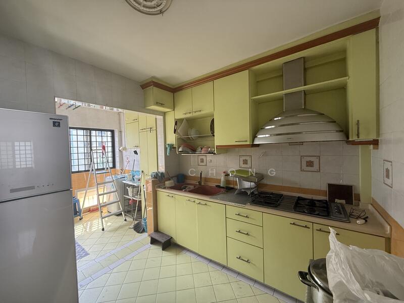 135 Jalan Bukit Merah photo 3