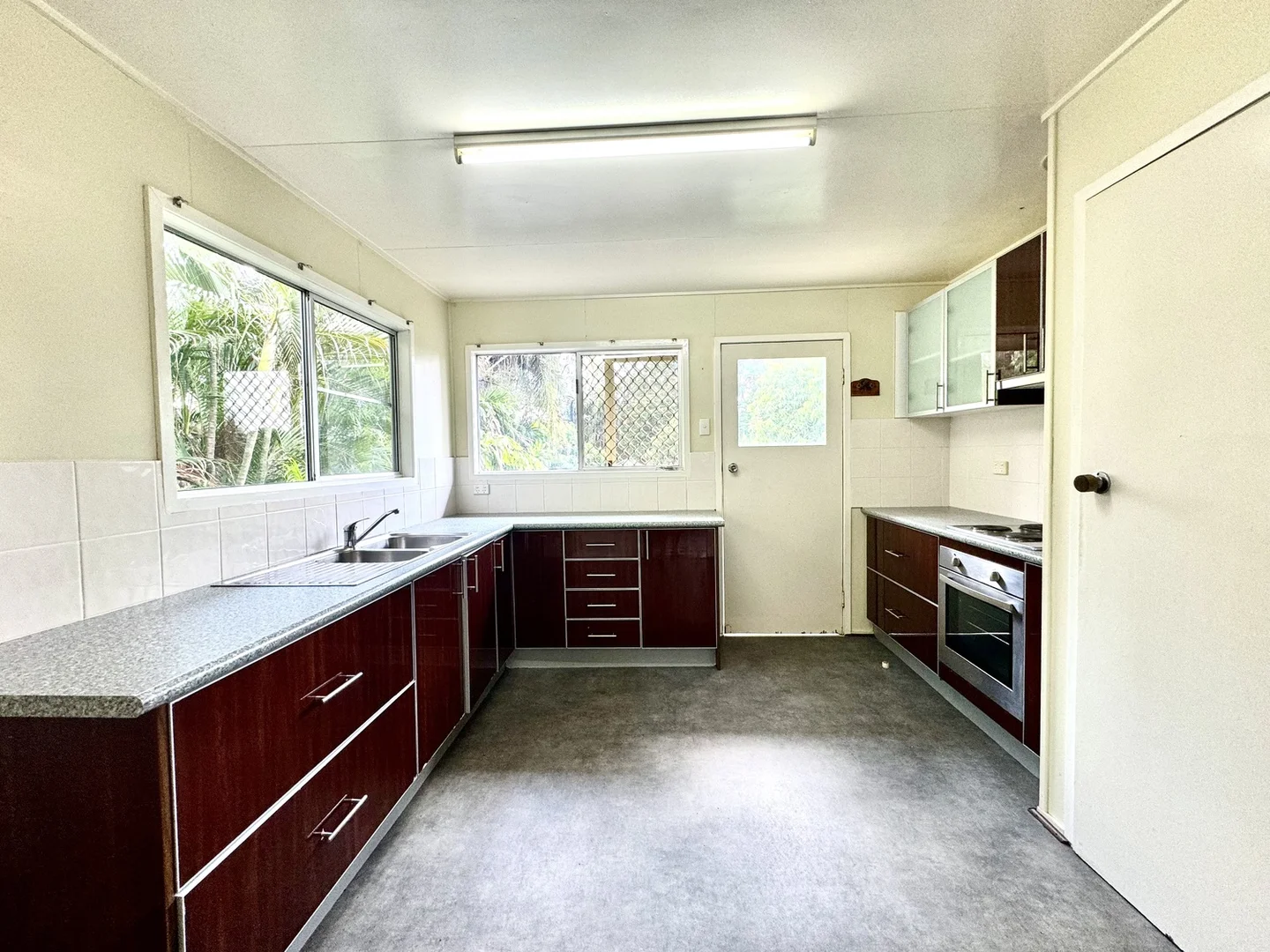 Additional image 3 of 29 RENIER Crescent, Moranbah QLD 4744