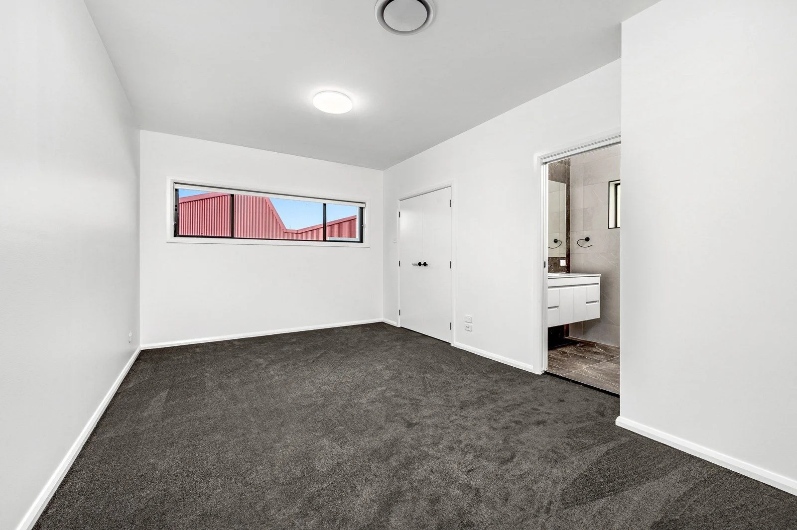 Additional image 9 of 127B Lawson Street, Hamilton NSW 2303