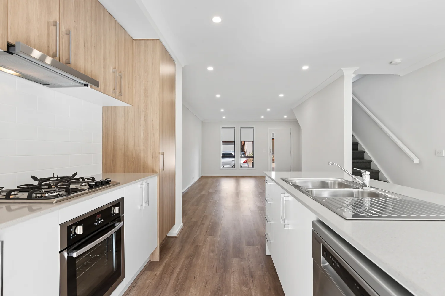 Additional image 3 of 34 Verona Crescent, Fraser Rise VIC 3336