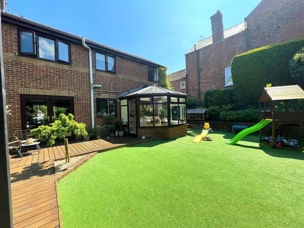 Additional image 23 of 4 bed detached house for saleCastle Park, Aldbrough, Hull HU11