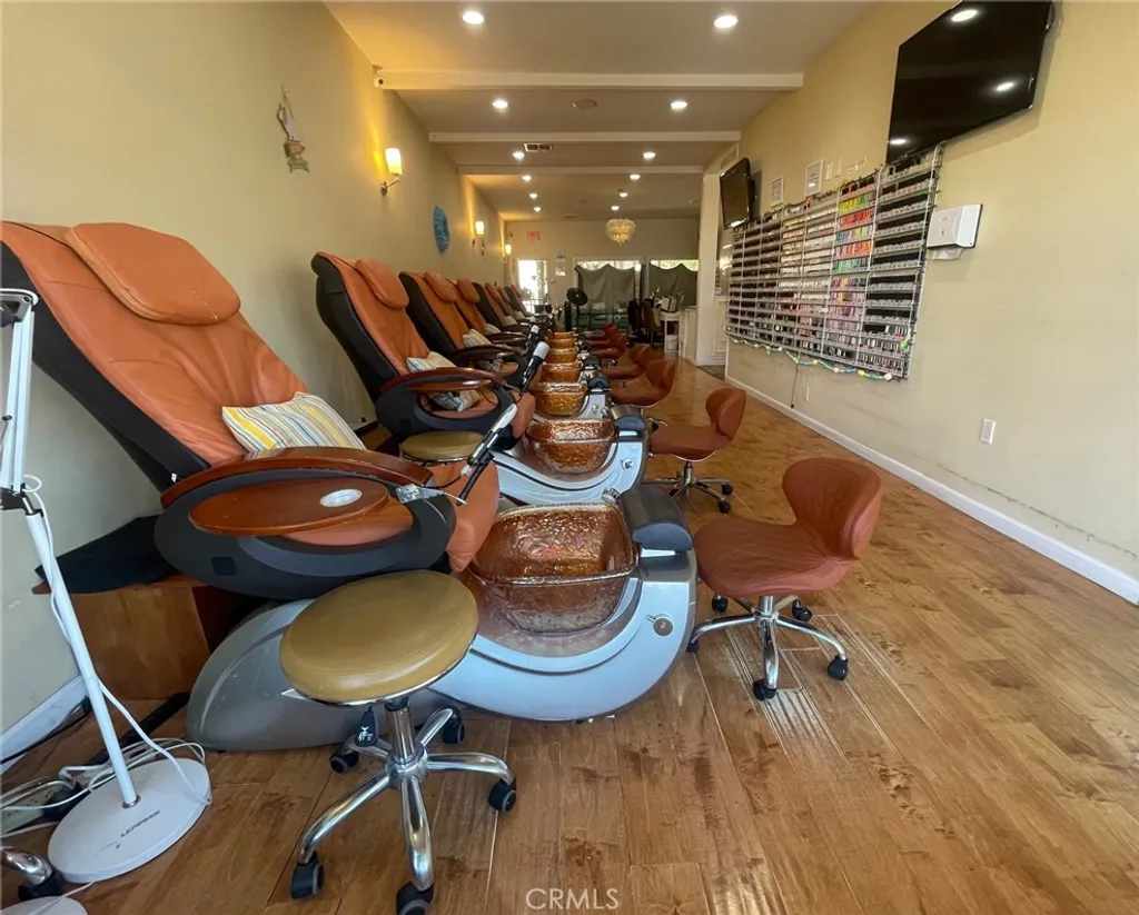 Additional image 13 of , Studio City, CA 91604