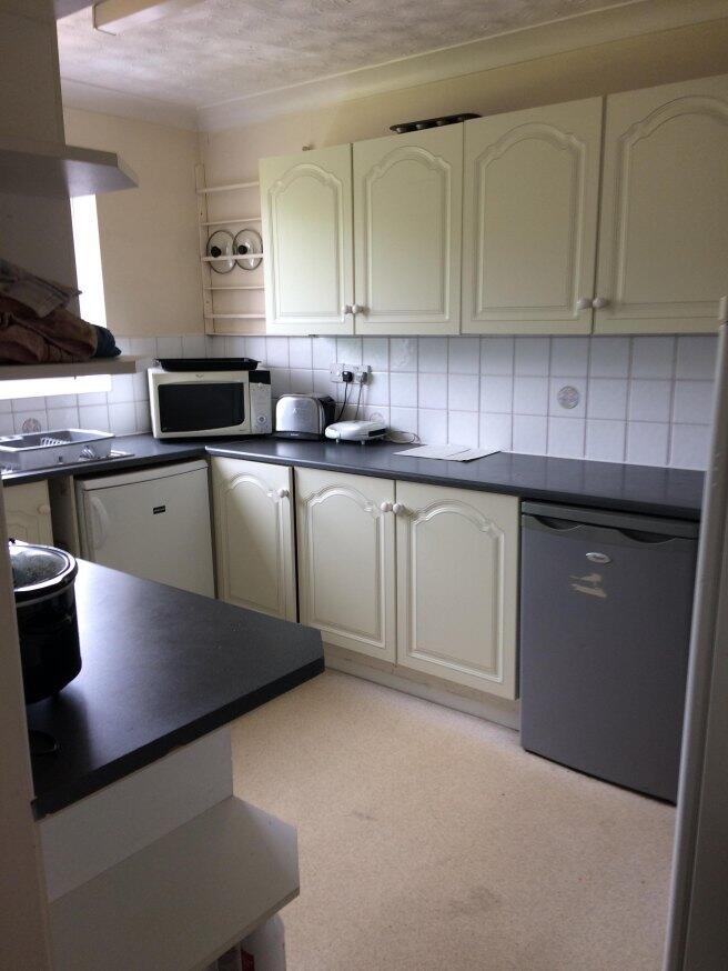Smithson Close photo 3