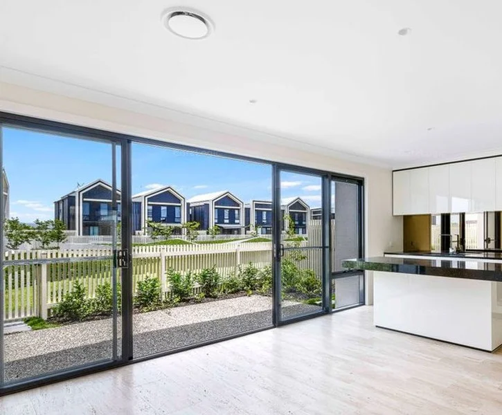 Additional image 7 of 21 Sanctuary Court, Mermaid Waters QLD 4218