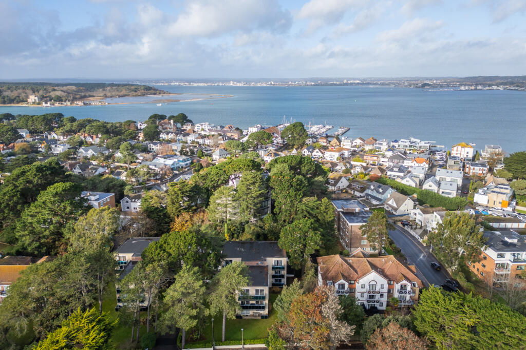 Banks Road, Sandbanks, Poole, Dorset, BH13