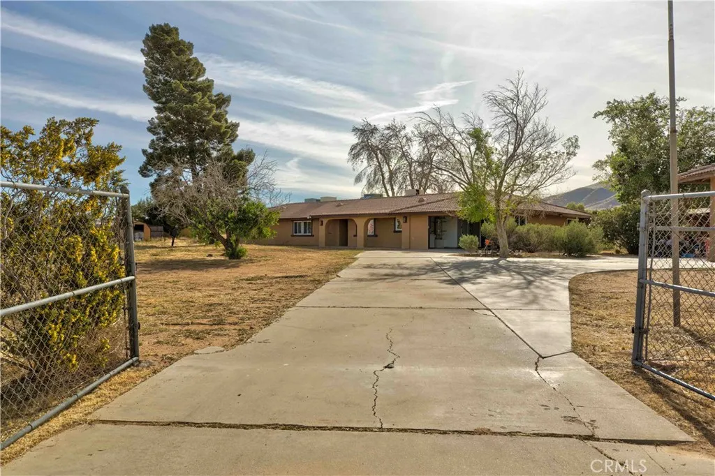 Additional image 81 of 9473 Juniper St, Apple Valley, CA 92308