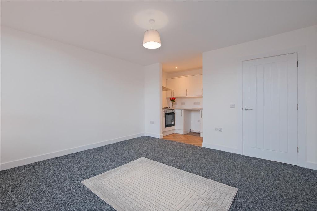 Additional image 3 of 2 bed flat for saleBrandon Street, Hamilton ML3