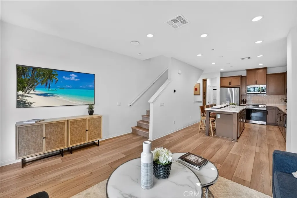 Additional image 23 of 1097 N Harbor Blvd, Anaheim, CA 92801