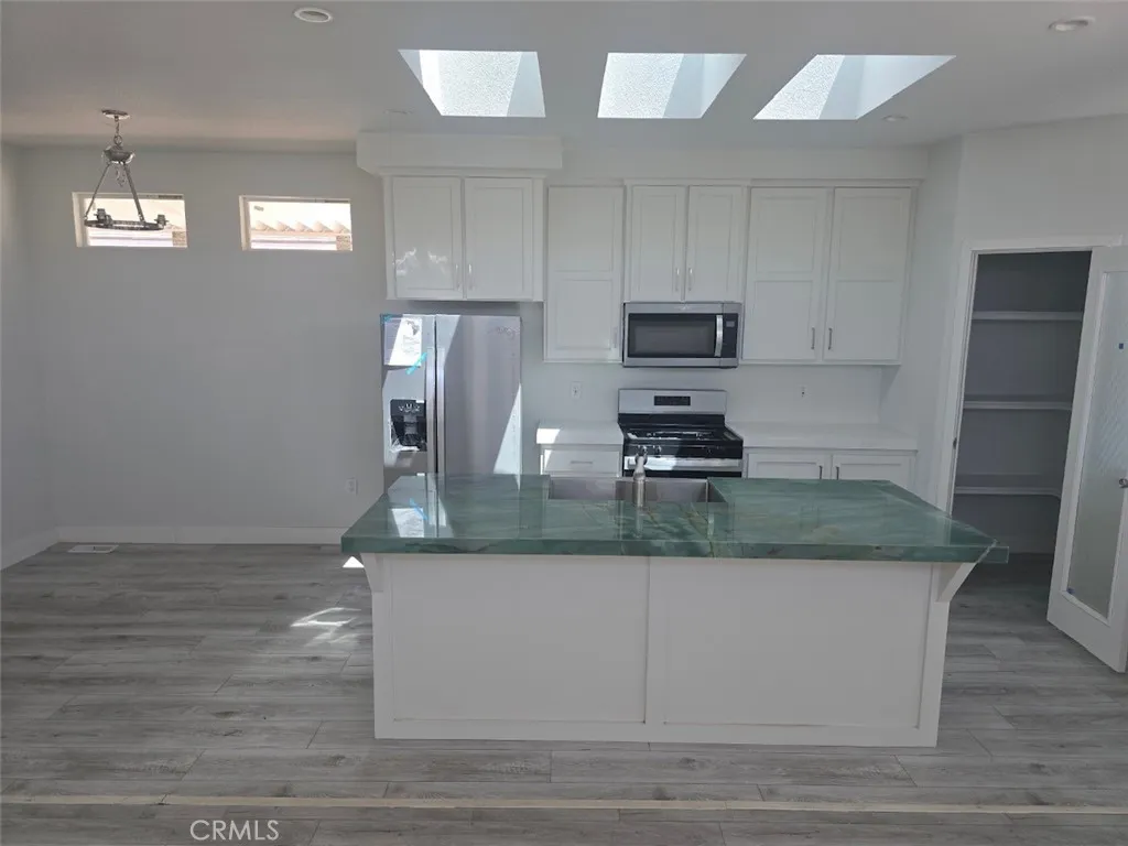 Additional image 2 of 432 S Harbor Boulevard Unit 1010, Santa Ana, CA 92704