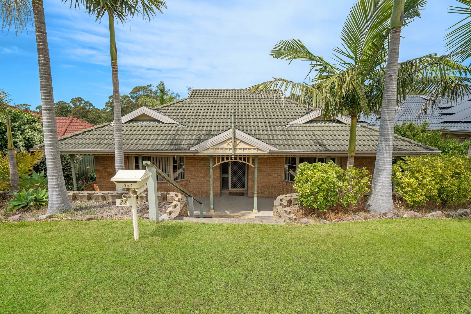27 Scobie Street, Fletcher NSW 2287