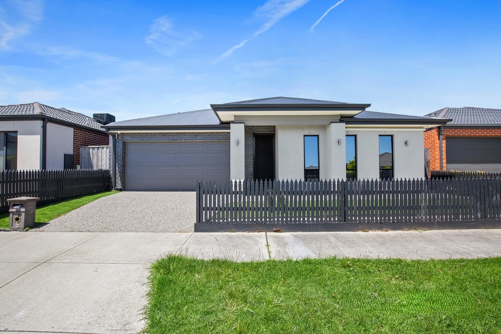 5 Snicket Crescent, Officer VIC 3809