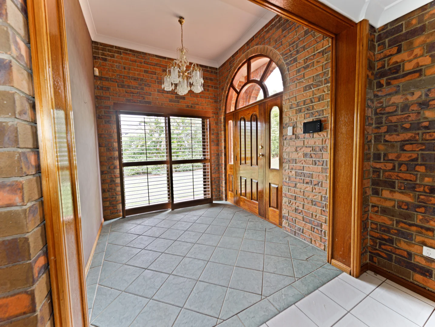 Additional image 3 of 11 Bondel Place, Mount Ommaney QLD 4074