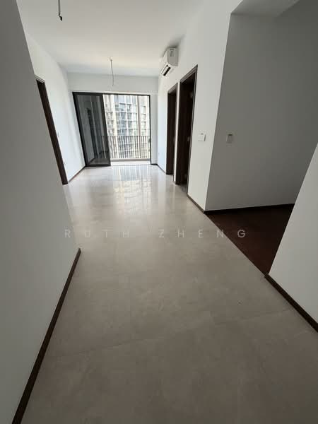 Lentor Central photo 4