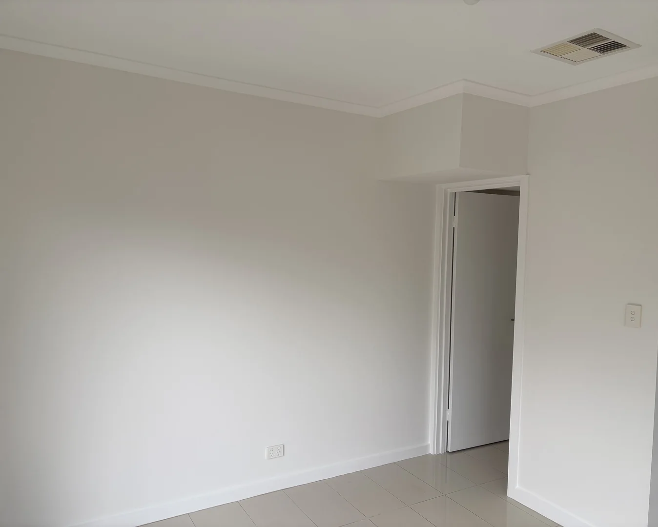 Additional image 10 of 4/246 O'Sullivan Beach Road, Morphett Vale SA 5162