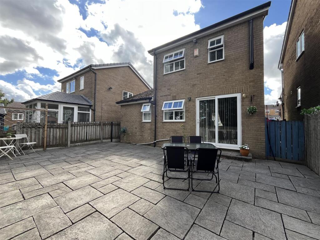 Additional image 5 of Cloverville Approach, Bradford