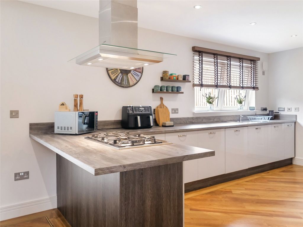 Additional image 18 of 4 bed detached house for saleAuchneagh Gardens, Greenock, Inverclyde PA16