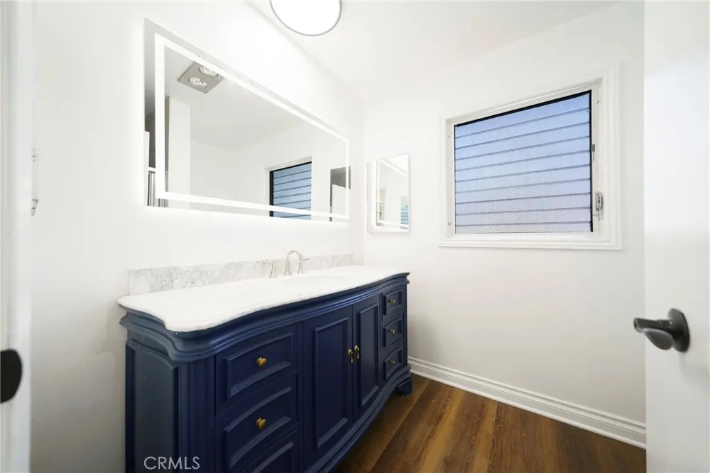 Additional image 85 of 8120 Canby Ave #6, Reseda, CA 91335