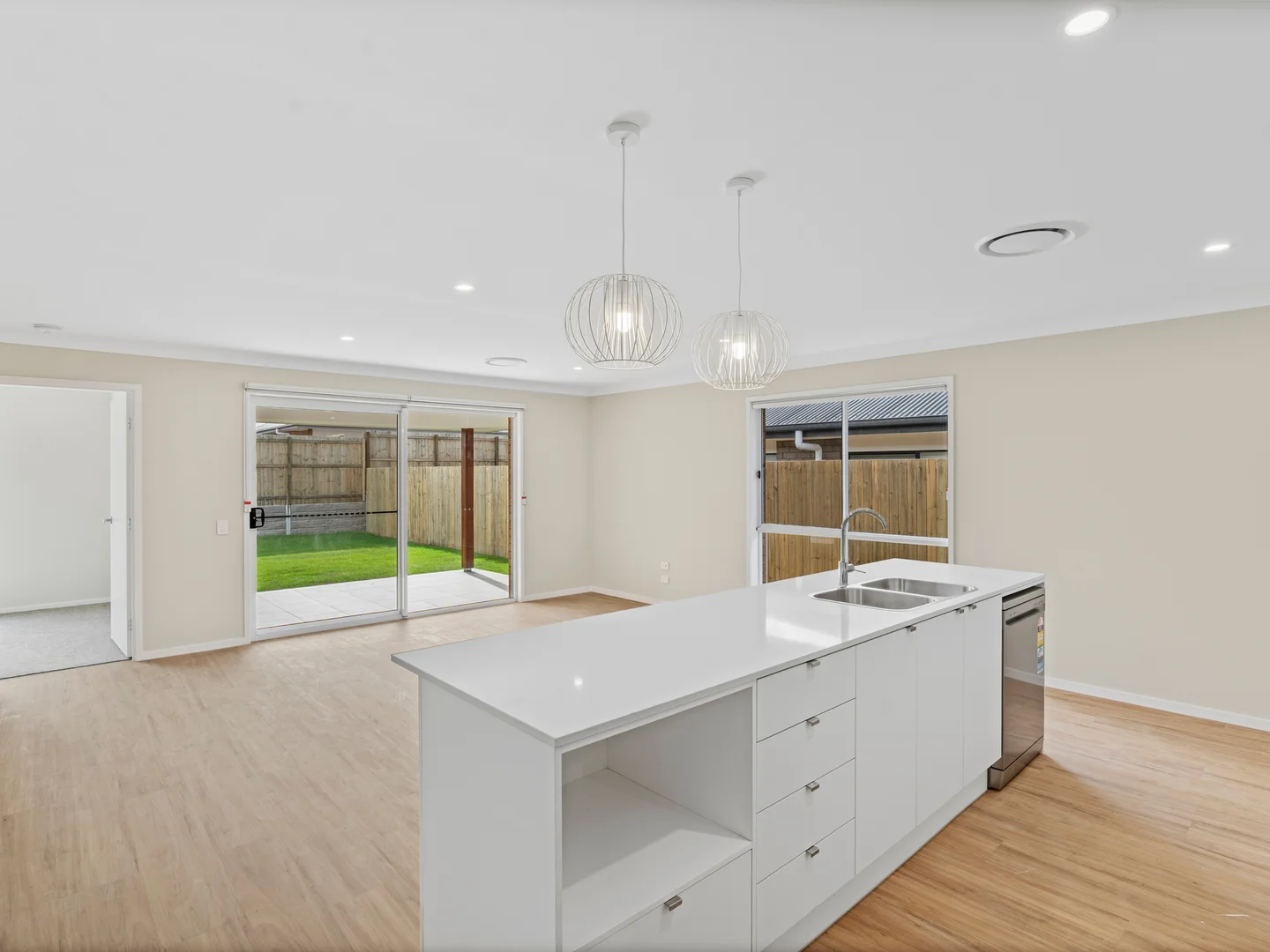 Additional image 5 of 40 Hewing Place, Park Ridge QLD 4125